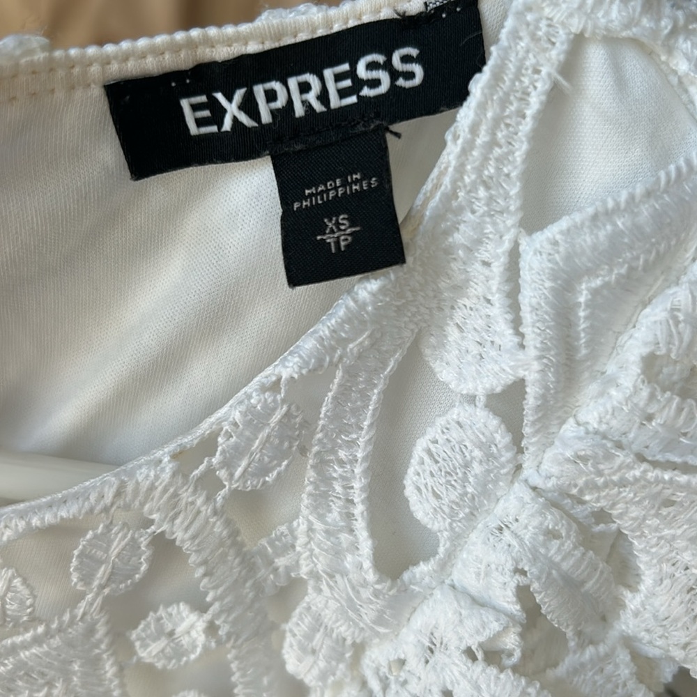 Express Top - Picture 6 of 7